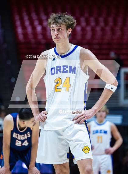 Thumbnail 3 in Brighton vs. Orem (UHSAA 5A Quarterfinal) photogallery.