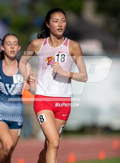 Thumbnail 2 in CHSAA 5A Championships (3200m Finals) photogallery.