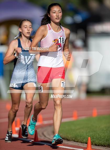 Thumbnail 1 in CHSAA 5A Championships (3200m Finals) photogallery.