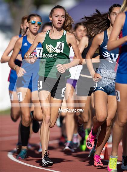 Thumbnail 2 in CHSAA 5A Championships (3200m Finals) photogallery.