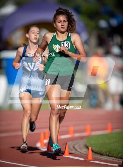 Thumbnail 2 in CHSAA 5A Championships (3200m Finals) photogallery.