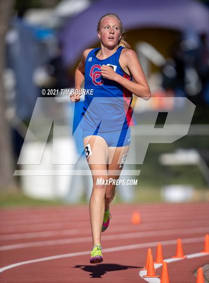 Thumbnail 1 in CHSAA 5A Championships (3200m Finals) photogallery.