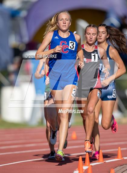 Thumbnail 2 in CHSAA 5A Championships (3200m Finals) photogallery.