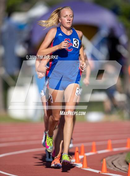 Thumbnail 1 in CHSAA 5A Championships (3200m Finals) photogallery.