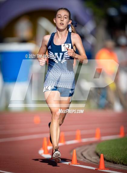 Thumbnail 1 in CHSAA 5A Championships (3200m Finals) photogallery.