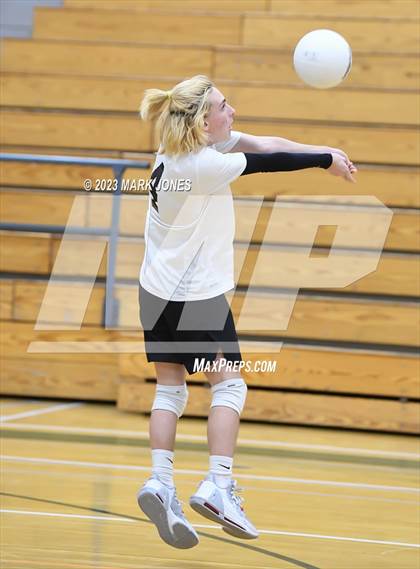 Thumbnail 1 in Sunnyslope vs. Valley Vista (JV) photogallery.