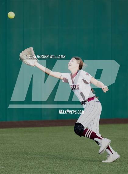 Thumbnail 2 in Southmoore vs Jenks <b> Wrong Season </B> photogallery.