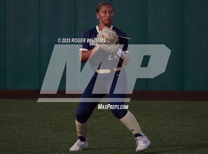 Thumbnail 3 in Southmoore vs Jenks <b> Wrong Season </B> photogallery.