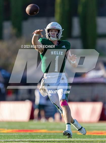 Thumbnail 3 in Helix vs Red Mountain (Honor Bowl) photogallery.