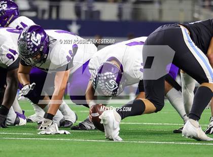 Thumbnail 3 in Paetow vs. College Station (UIL Football 5A D1 Finals) photogallery.