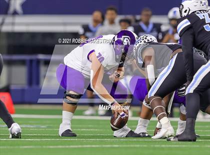 Thumbnail 2 in Paetow vs. College Station (UIL Football 5A D1 Finals) photogallery.