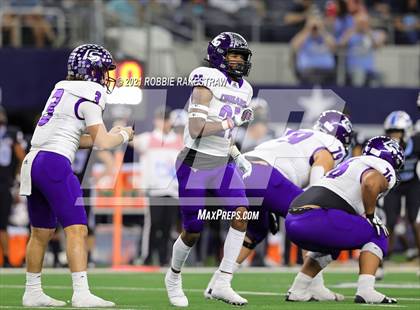 Thumbnail 2 in Paetow vs. College Station (UIL Football 5A D1 Finals) photogallery.