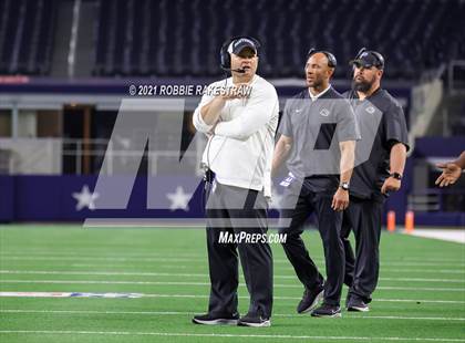Thumbnail 1 in Paetow vs. College Station (UIL Football 5A D1 Finals) photogallery.