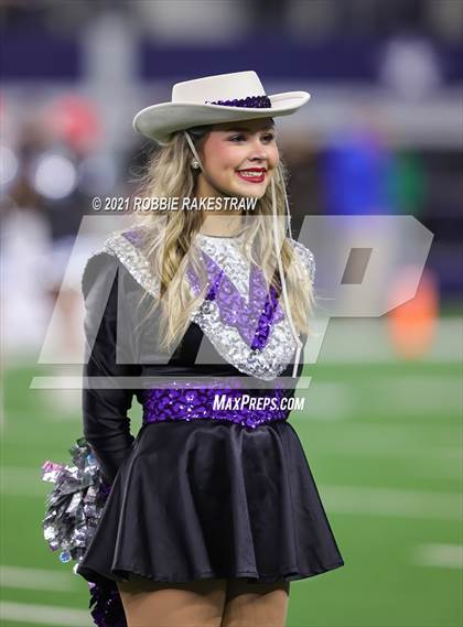 Thumbnail 3 in Paetow vs. College Station (UIL Football 5A D1 Finals) photogallery.