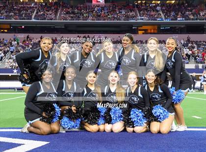 Thumbnail 1 in Paetow vs. College Station (UIL Football 5A D1 Finals) photogallery.