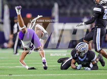 Thumbnail 1 in Paetow vs. College Station (UIL Football 5A D1 Finals) photogallery.