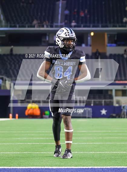Thumbnail 1 in Paetow vs. College Station (UIL Football 5A D1 Finals) photogallery.