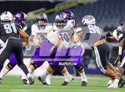 Thumbnail 2 in Paetow vs. College Station (UIL Football 5A D1 Finals) photogallery.
