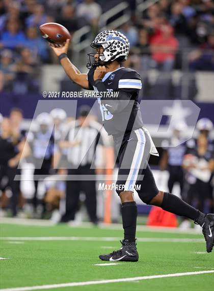 Thumbnail 1 in Paetow vs. College Station (UIL Football 5A D1 Finals) photogallery.