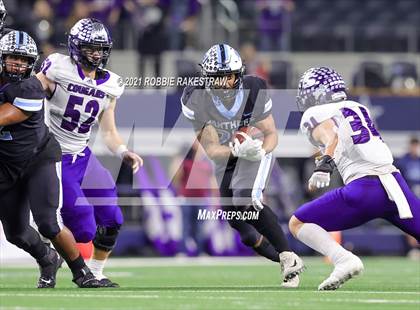Thumbnail 1 in Paetow vs. College Station (UIL Football 5A D1 Finals) photogallery.