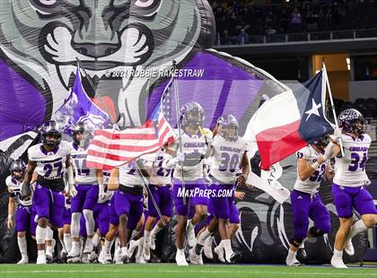 Thumbnail 3 in Paetow vs. College Station (UIL Football 5A D1 Finals) photogallery.