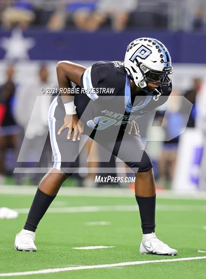 Thumbnail 2 in Paetow vs. College Station (UIL Football 5A D1 Finals) photogallery.