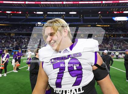Thumbnail 1 in Paetow vs. College Station (UIL Football 5A D1 Finals) photogallery.
