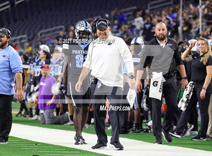 Thumbnail 1 in Paetow vs. College Station (UIL Football 5A D1 Finals) photogallery.