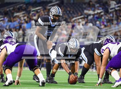Thumbnail 3 in Paetow vs. College Station (UIL Football 5A D1 Finals) photogallery.