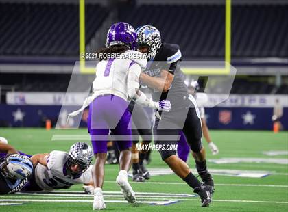 Thumbnail 3 in Paetow vs. College Station (UIL Football 5A D1 Finals) photogallery.