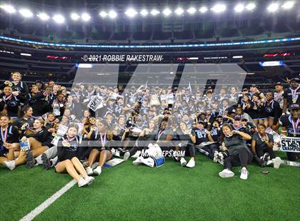 Thumbnail 1 in Paetow vs. College Station (UIL Football 5A D1 Finals) photogallery.