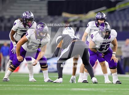 Thumbnail 3 in Paetow vs. College Station (UIL Football 5A D1 Finals) photogallery.