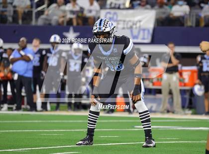 Thumbnail 3 in Paetow vs. College Station (UIL Football 5A D1 Finals) photogallery.