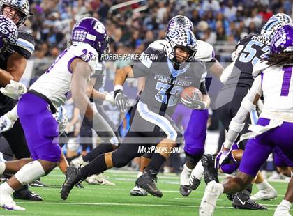 Thumbnail 1 in Paetow vs. College Station (UIL Football 5A D1 Finals) photogallery.