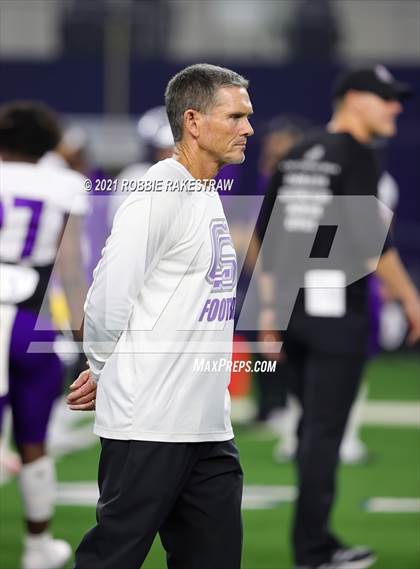 Thumbnail 1 in Paetow vs. College Station (UIL Football 5A D1 Finals) photogallery.