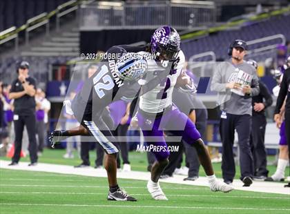 Thumbnail 2 in Paetow vs. College Station (UIL Football 5A D1 Finals) photogallery.