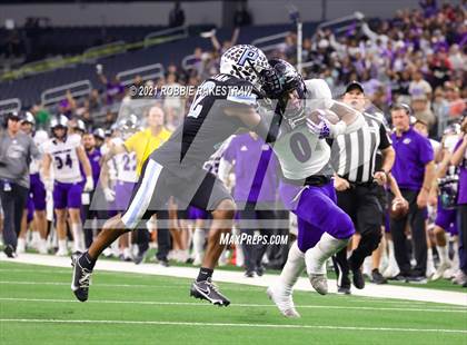 Thumbnail 1 in Paetow vs. College Station (UIL Football 5A D1 Finals) photogallery.