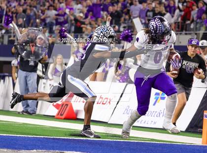 Thumbnail 3 in Paetow vs. College Station (UIL Football 5A D1 Finals) photogallery.