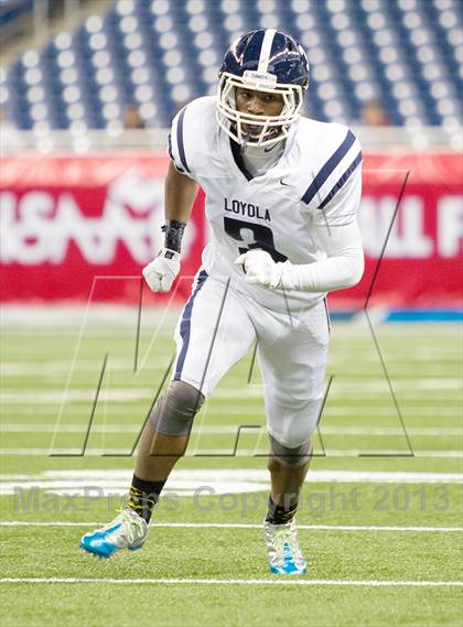 Thumbnail 3 in Ishpeming vs Detroit Loyola (MHSAA Division 7 Final) photogallery.