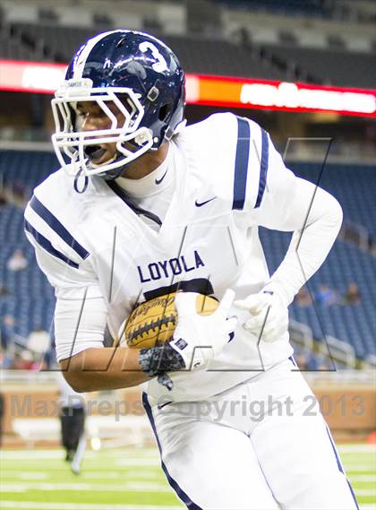 Thumbnail 1 in Ishpeming vs Detroit Loyola (MHSAA Division 7 Final) photogallery.