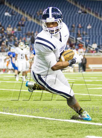 Thumbnail 3 in Ishpeming vs Detroit Loyola (MHSAA Division 7 Final) photogallery.