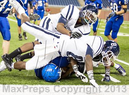 Thumbnail 3 in Ishpeming vs Detroit Loyola (MHSAA Division 7 Final) photogallery.