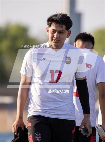 Thumbnail 3 in Progreso vs. Idea Pharr (Uil Region IV 4A D1 Area Finals Soccer)  photogallery.