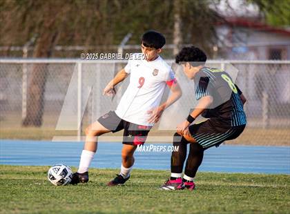 Thumbnail 2 in Progreso vs. Idea Pharr (Uil Region IV 4A D1 Area Finals Soccer)  photogallery.