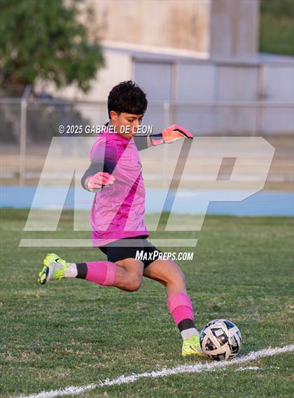 Thumbnail 2 in Progreso vs. Idea Pharr (Uil Region IV 4A D1 Area Finals Soccer)  photogallery.