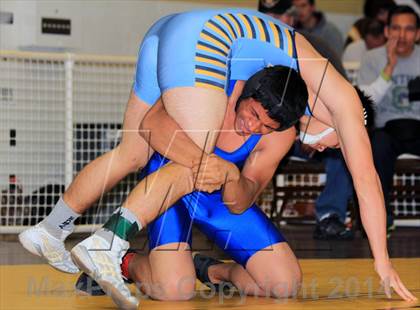 Thumbnail 3 in Laguna Hills High School Invitational photogallery.