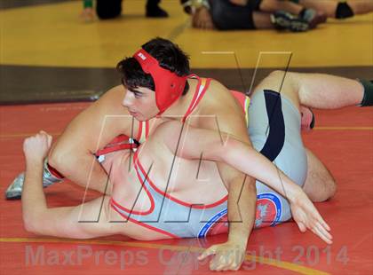 Thumbnail 2 in Laguna Hills High School Invitational photogallery.