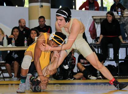 Thumbnail 2 in Laguna Hills High School Invitational photogallery.