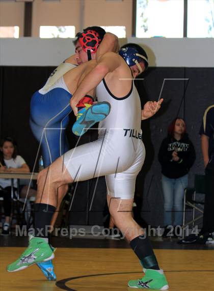 Thumbnail 3 in Laguna Hills High School Invitational photogallery.