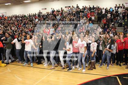 Thumbnail 2 in Eaglecrest TOC Ceremony photogallery.